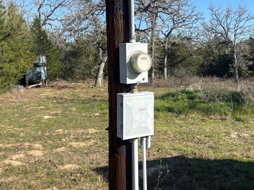 1873 CR 136A, Hallettsville, TX 77964 — public listing photo 7