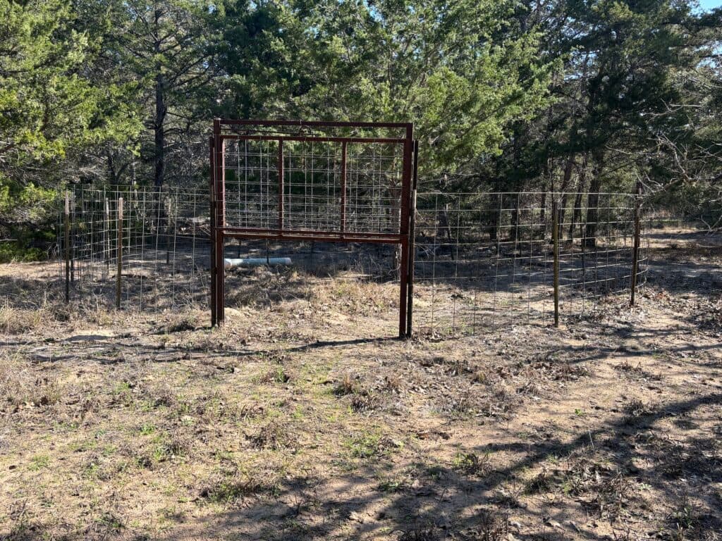 1873 CR 136A, Hallettsville, TX 77964 — public listing photo 25
