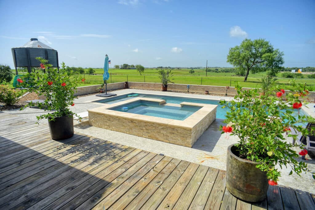 1940 CR 335, Shiner Tx 77984 — public listing photo 20