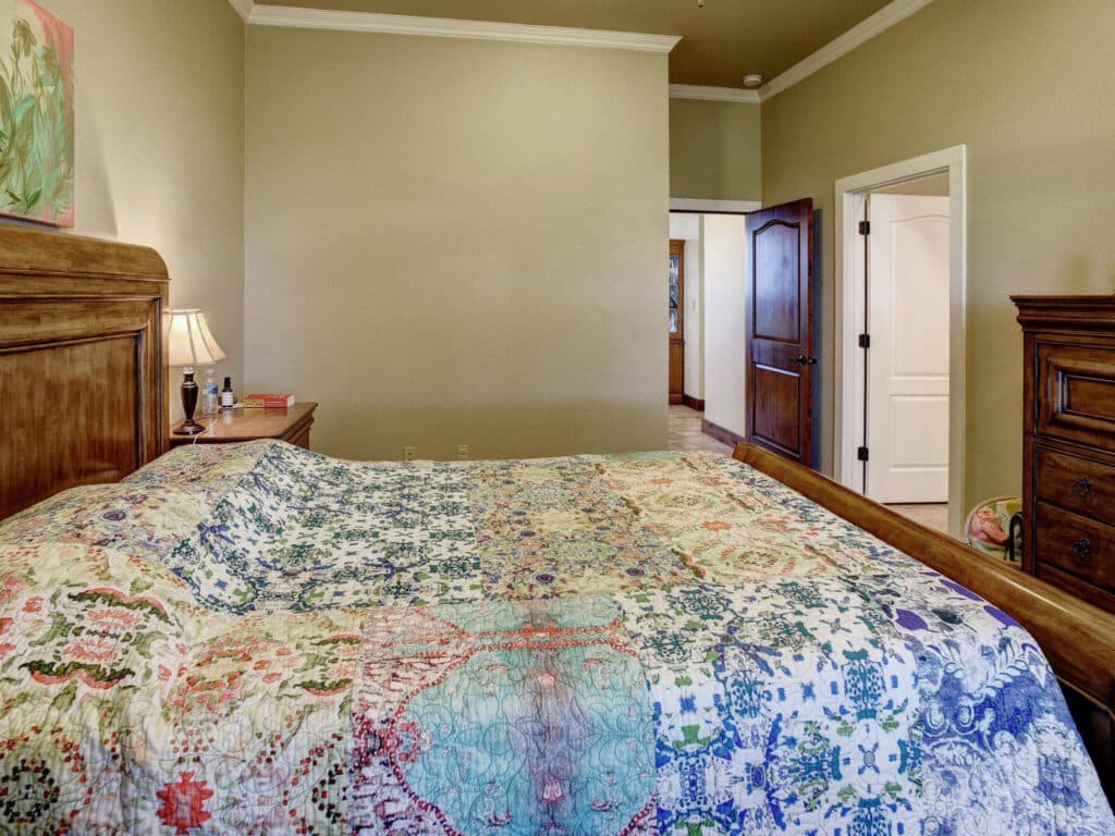 198 CR 310, Yoakum TX — public listing photo 5