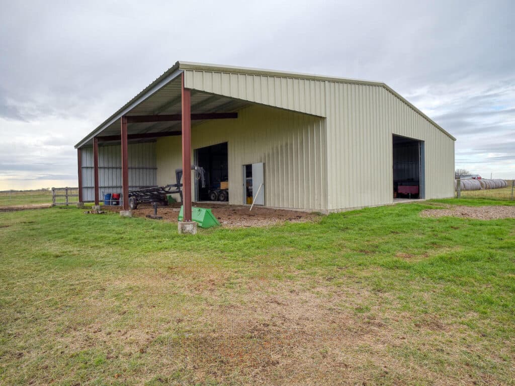 198 CR 310, Yoakum TX — public listing photo 27