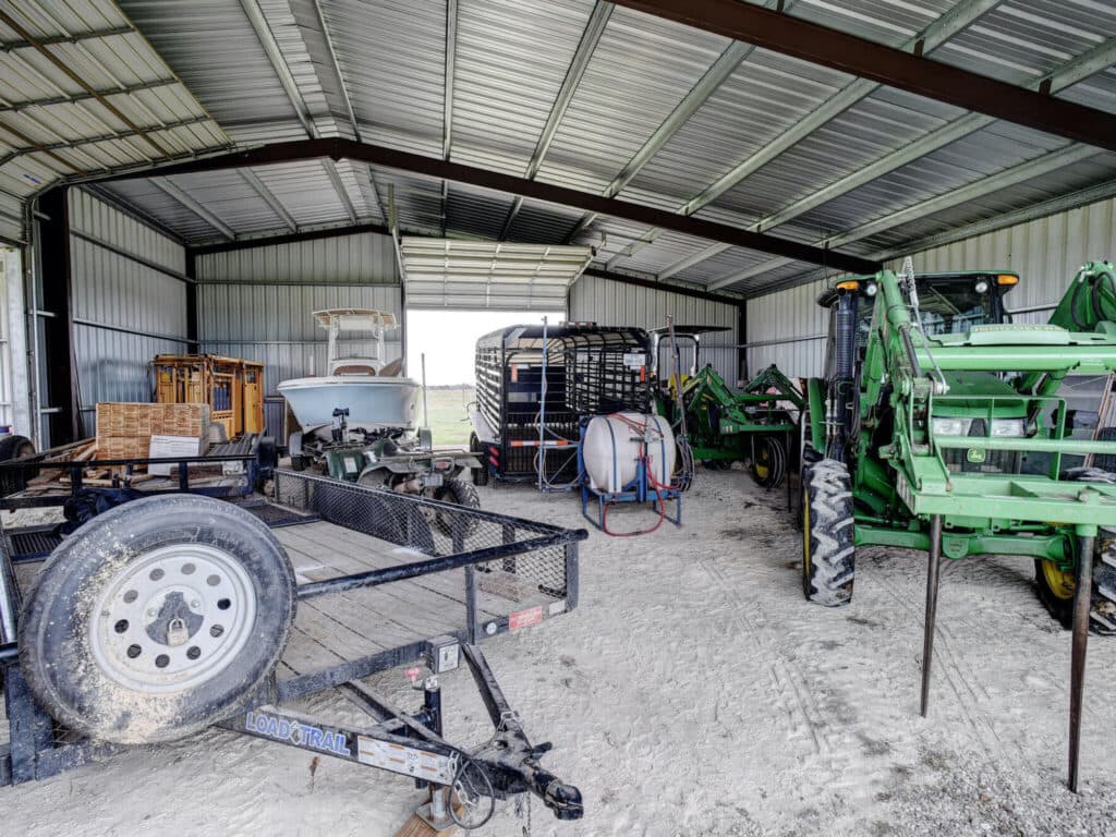 198 CR 310, Yoakum TX — public listing photo 28