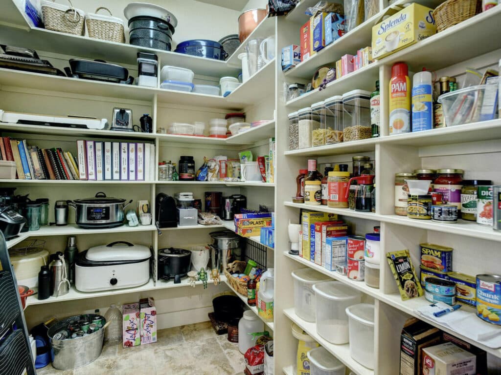 198 CR 310, Yoakum TX — public listing photo 48