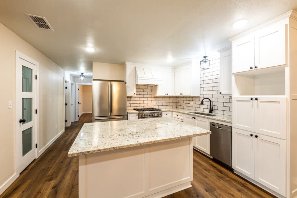 203 W. Bozka, St, Shiner TX 77984 — public listing photo 5