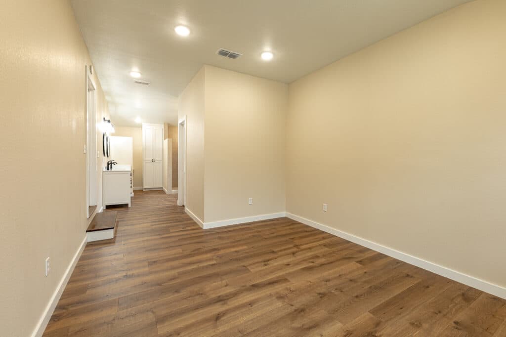203 W. Bozka, St, Shiner TX 77984 — public listing photo 7