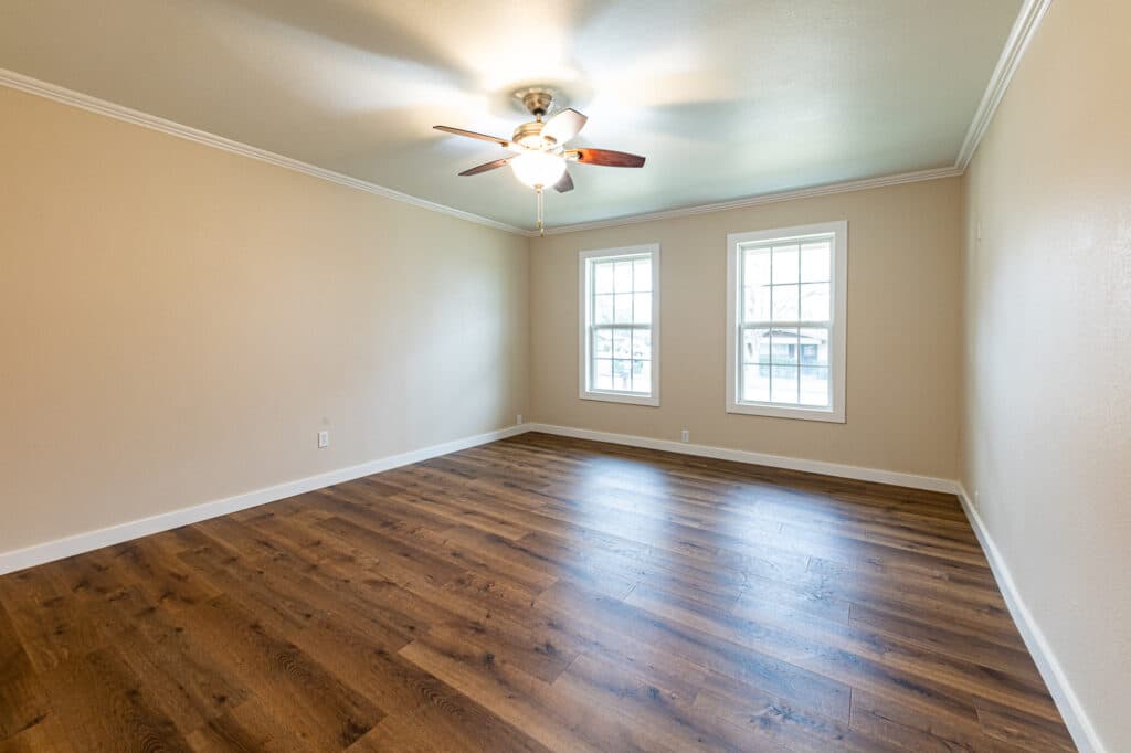 203 W. Bozka, St, Shiner TX 77984 — public listing photo 11