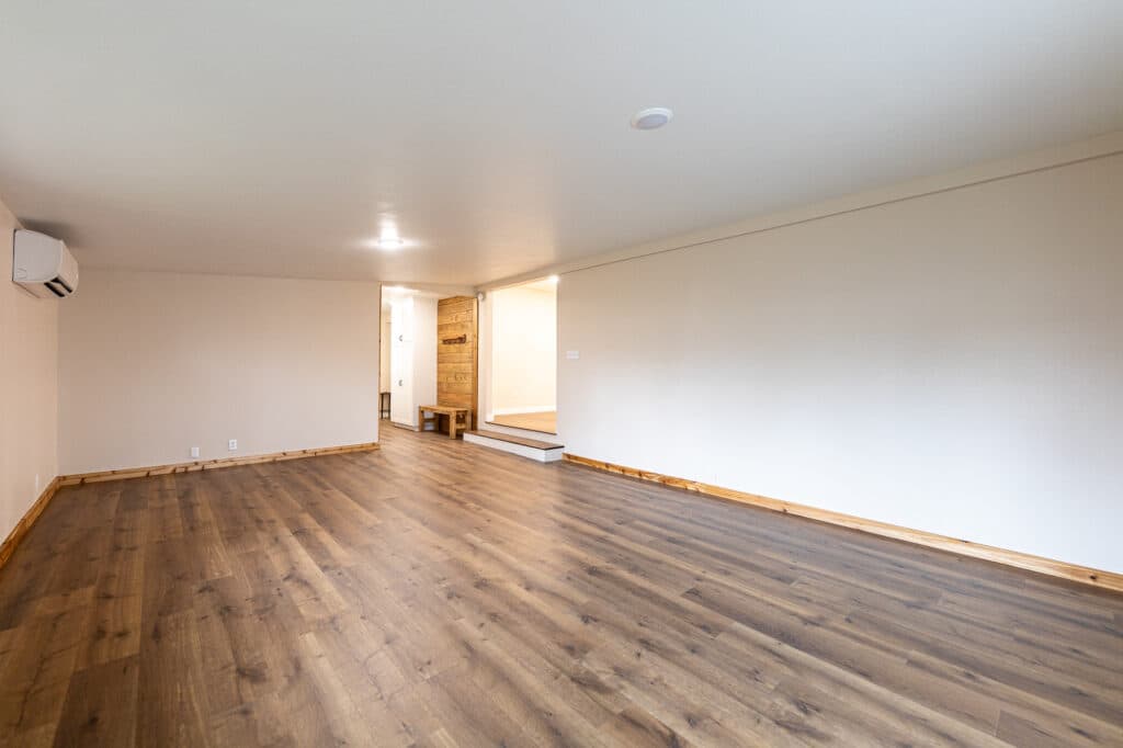 203 W. Bozka, St, Shiner TX 77984 — public listing photo 17