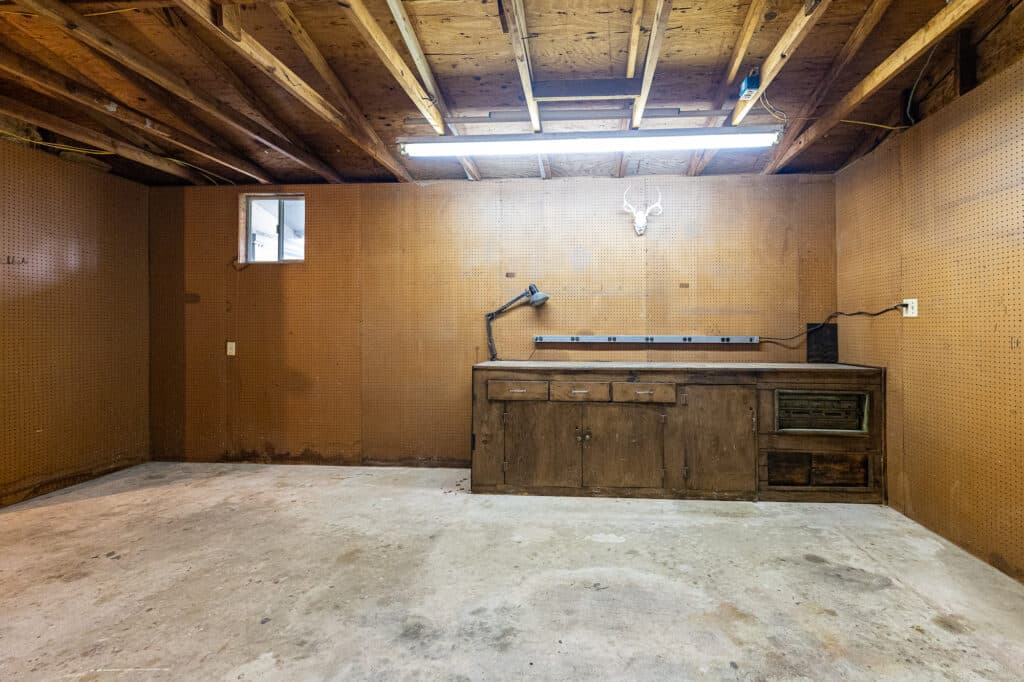 203 W. Bozka, St, Shiner TX 77984 — public listing photo 23