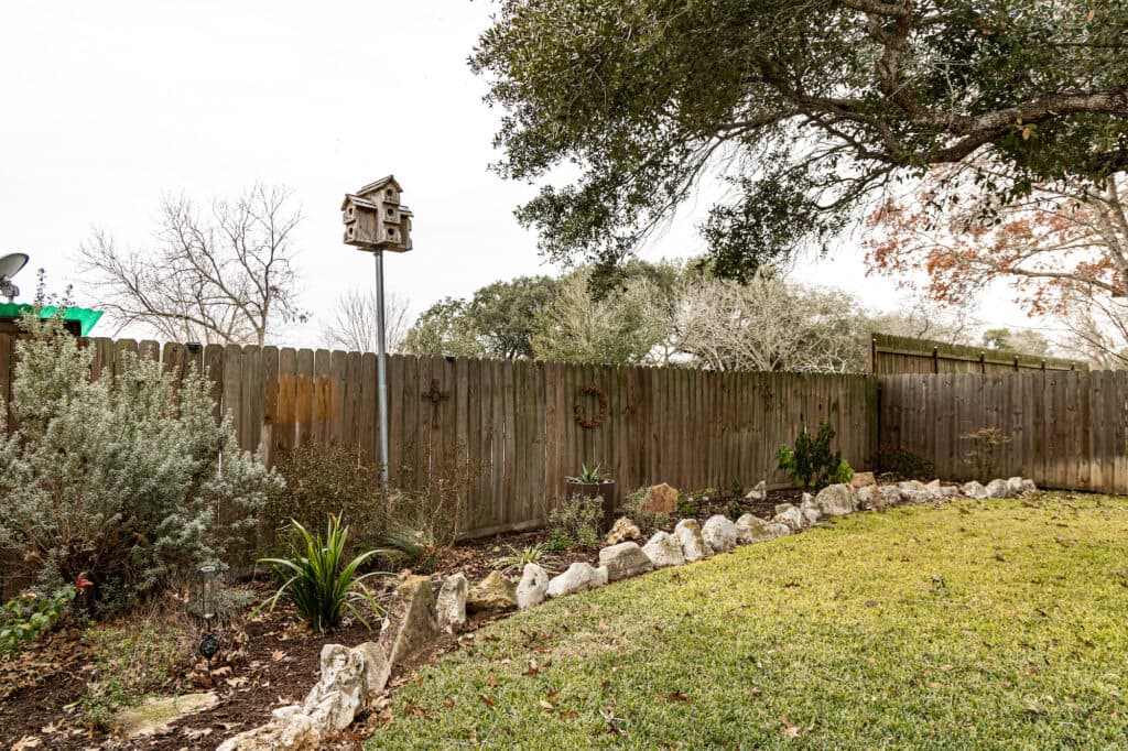 203 W. Bozka, St, Shiner TX 77984 — public listing photo 31