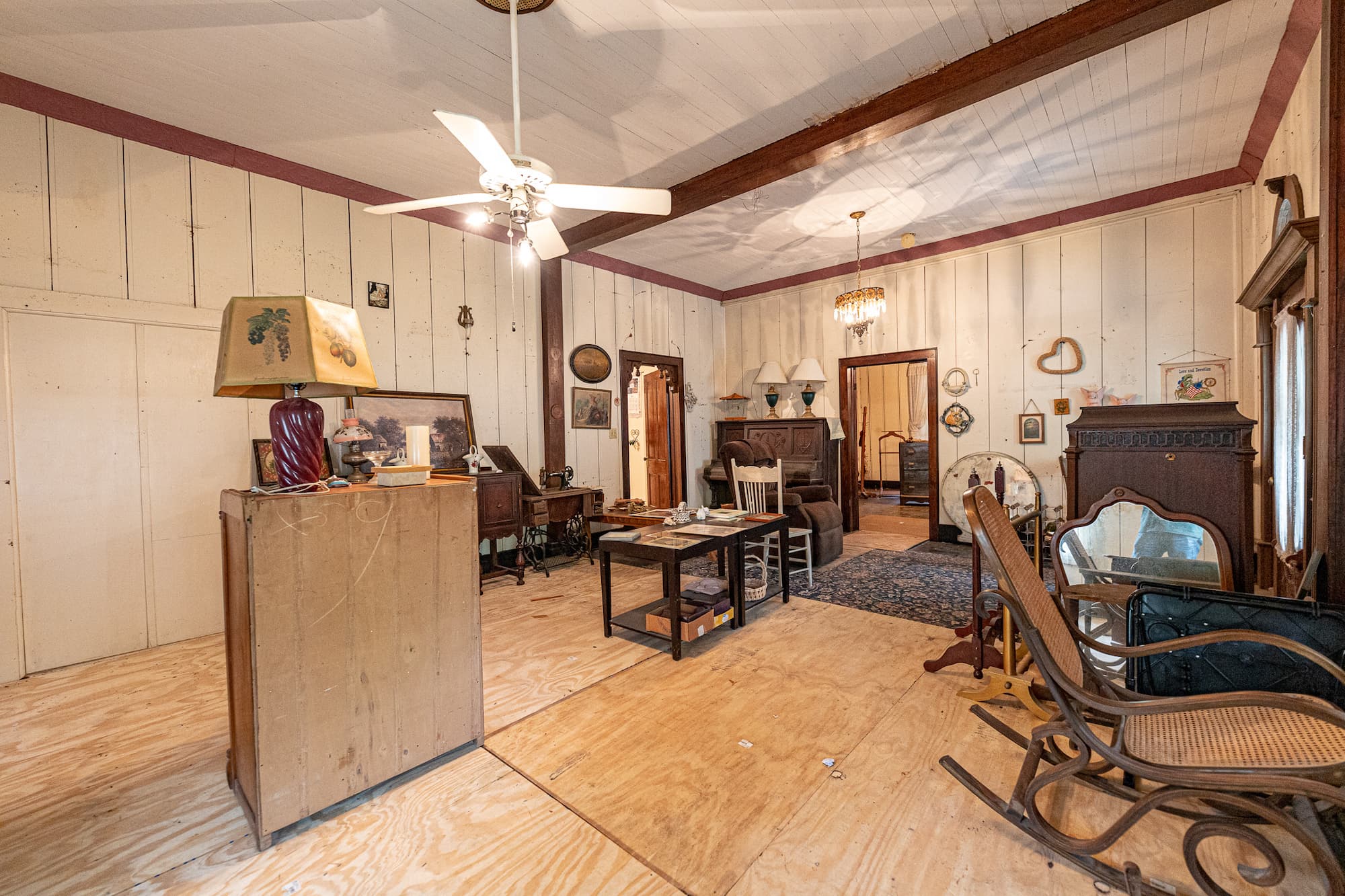 204 Ave F, Shiner TX 77984 — public listing photo 21
