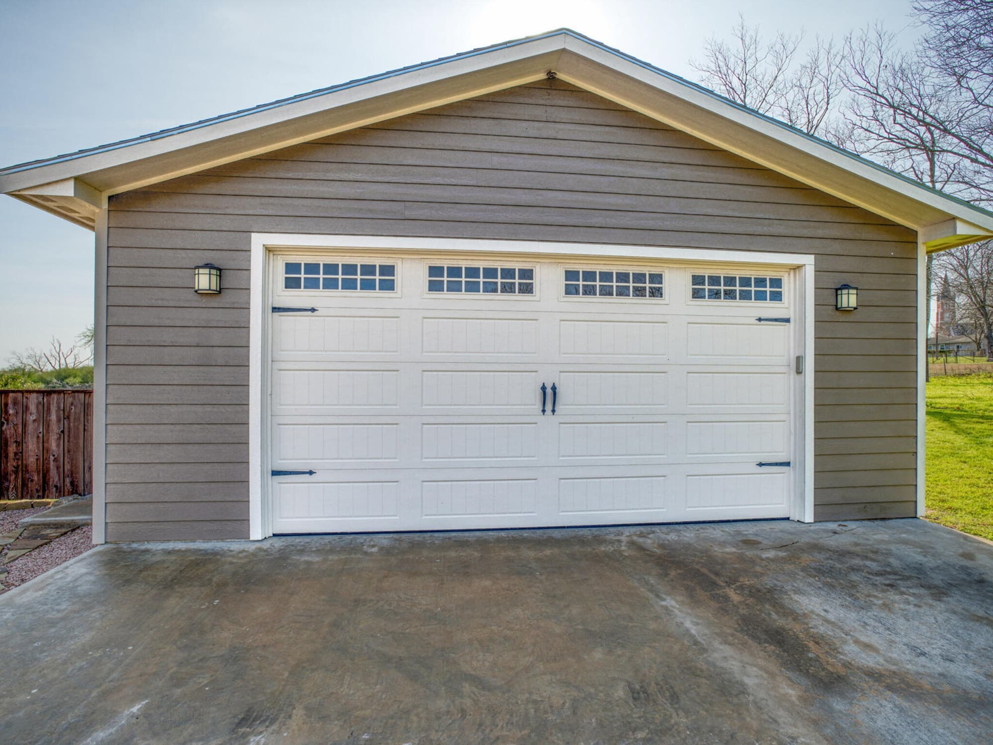 205 S Avenue D, Shiner — public listing photo 40