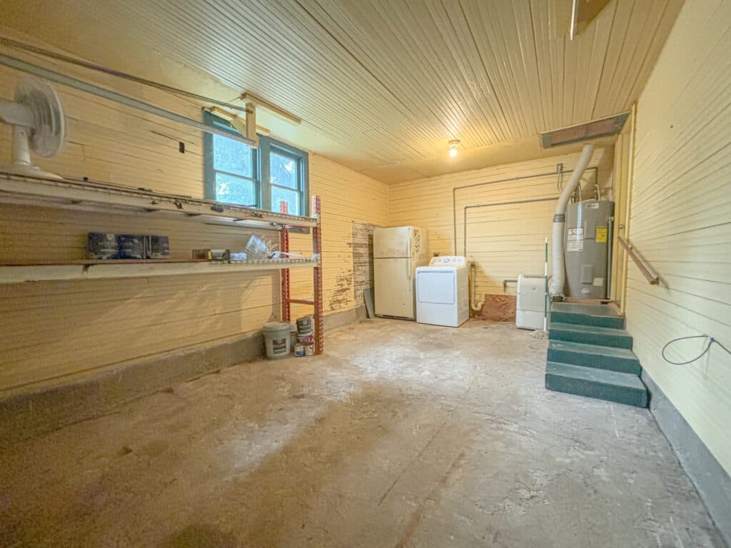 209 S. Ave F, Shiner — public listing photo 14