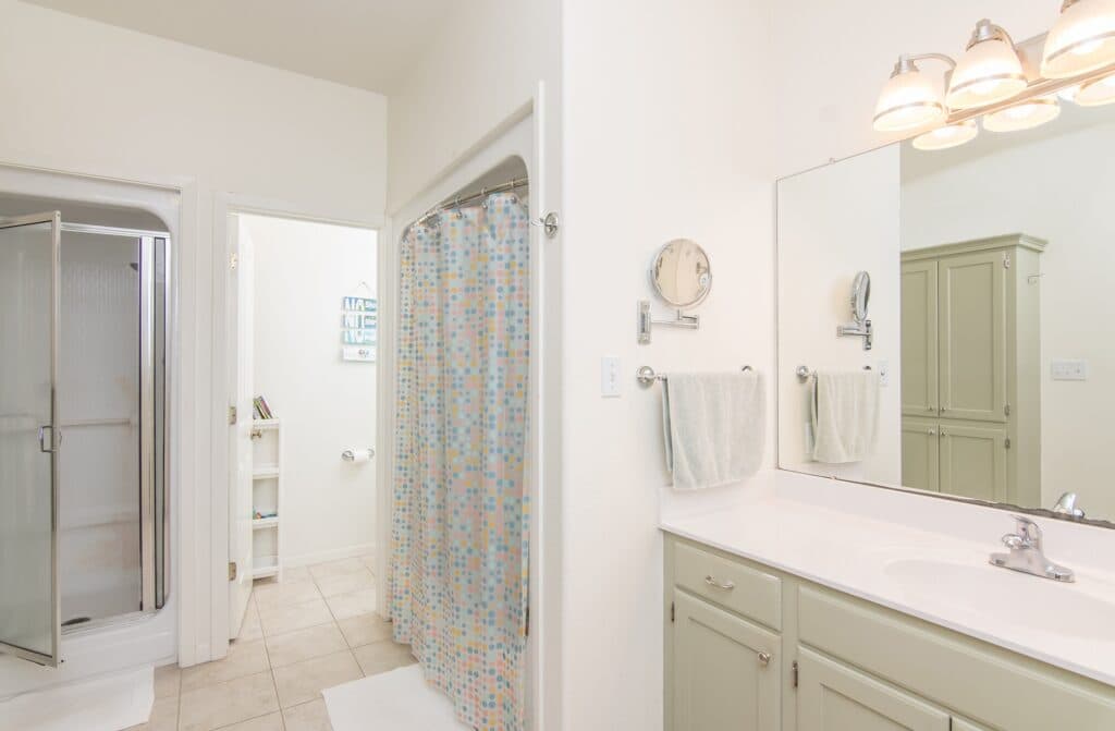 211 CR 317, Yoakum — public listing photo 14