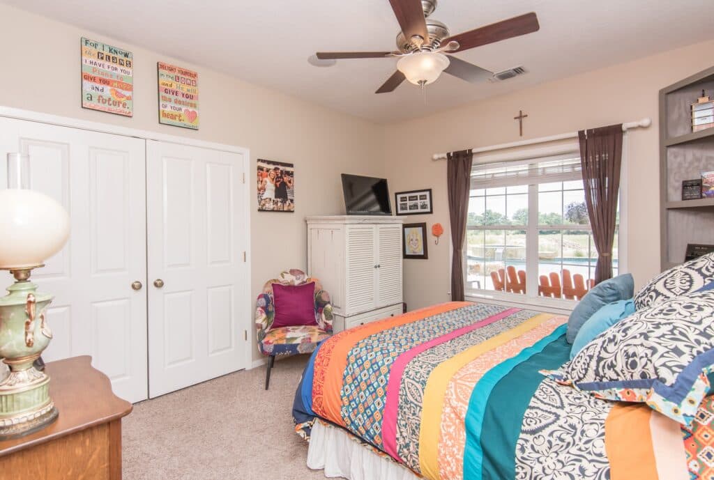 211 CR 317, Yoakum — public listing photo 16