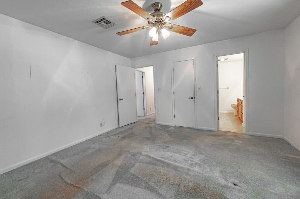216 Montana Dr., Shiner Texas — public listing photo 13