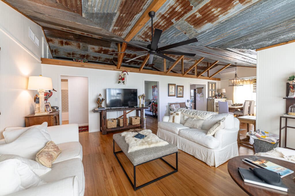 2168 CR 320, Shiner, TX 77984 — public listing photo 2