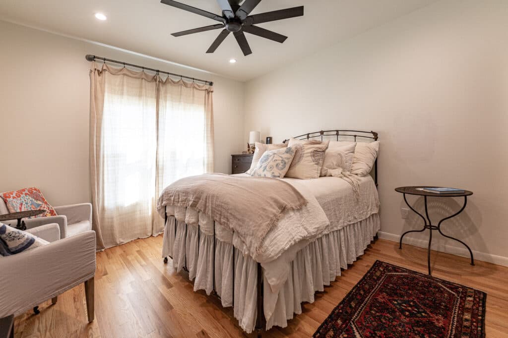2168 CR 320, Shiner, TX 77984 — public listing photo 4