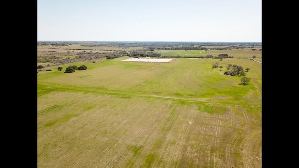 2168 CR 320, Shiner, TX 77984 — public listing photo 42