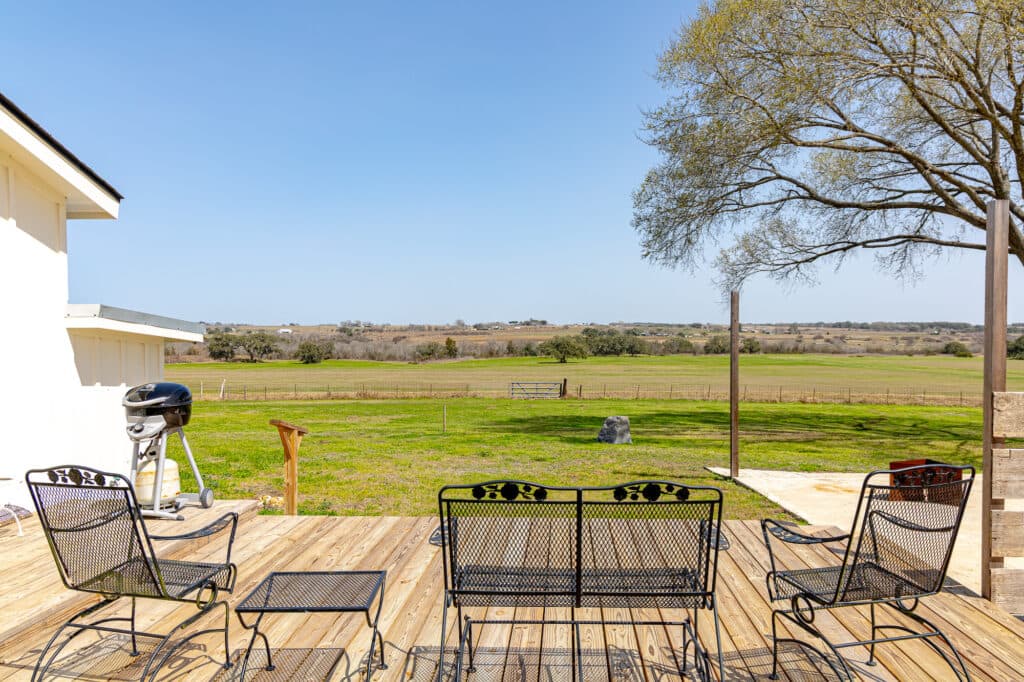 2168 CR 320, Shiner, TX 77984 — public listing photo 53