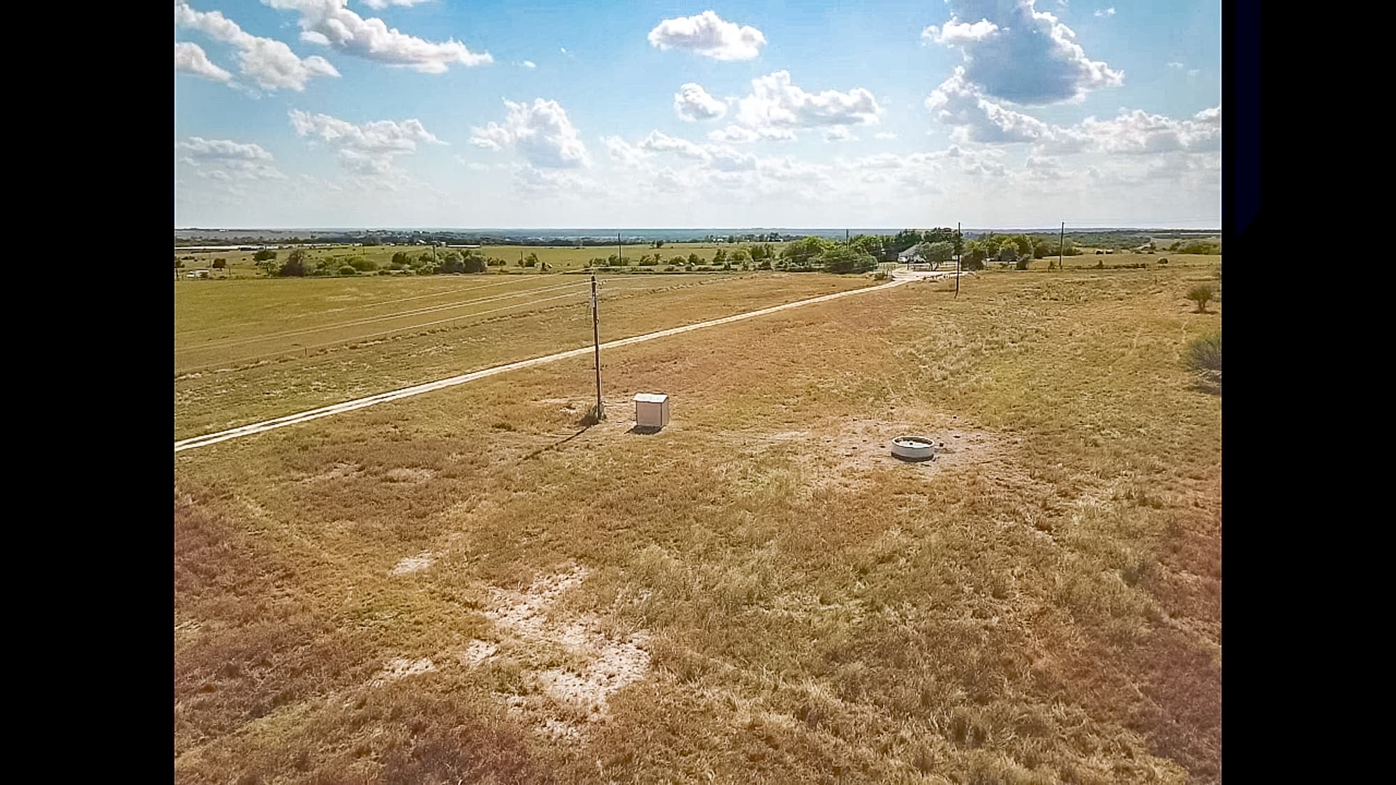 2181 C R 374, Shiner TX 77984 — public listing photo 5
