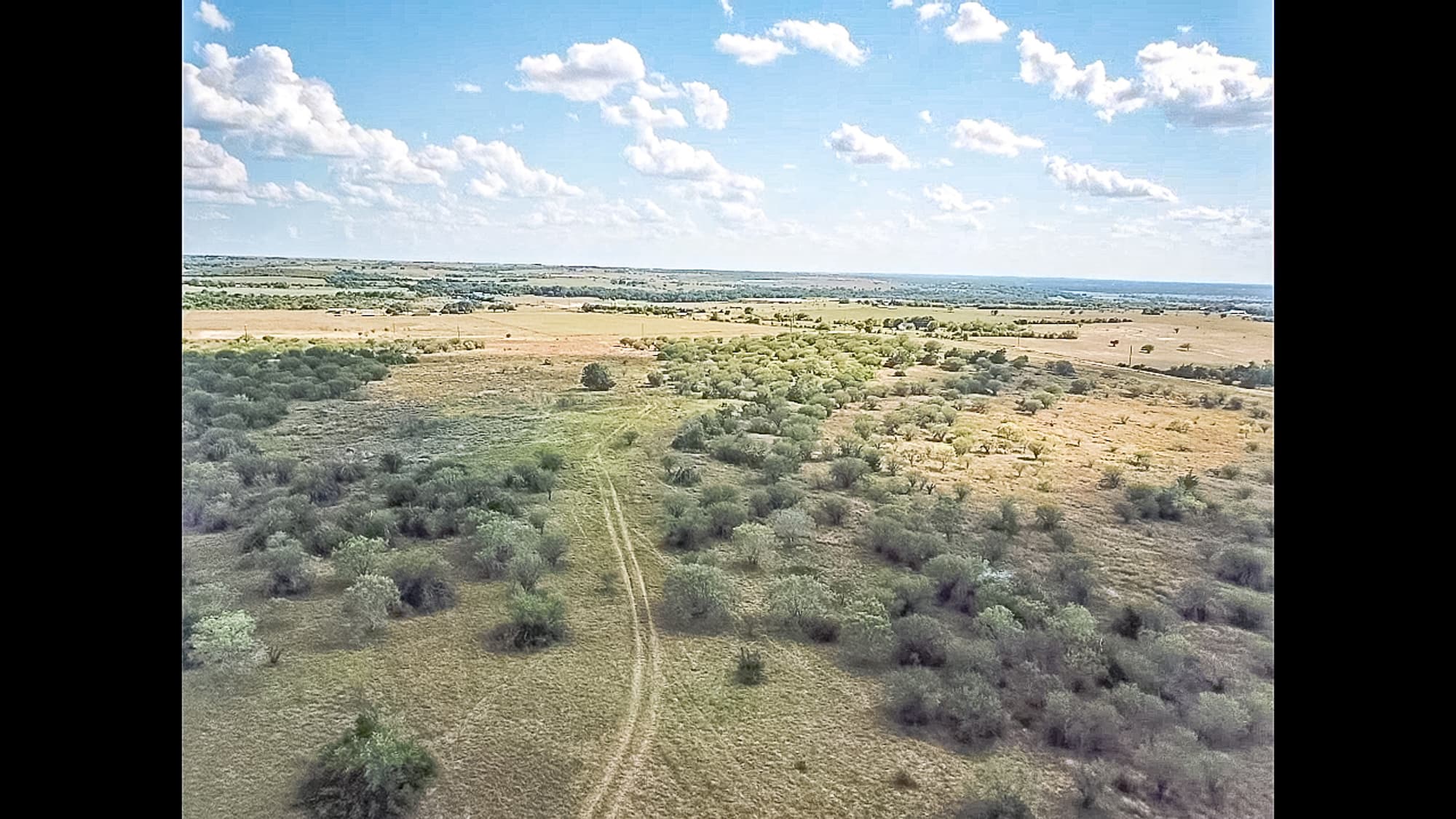 2181 C R 374, Shiner TX 77984 — public listing photo 16