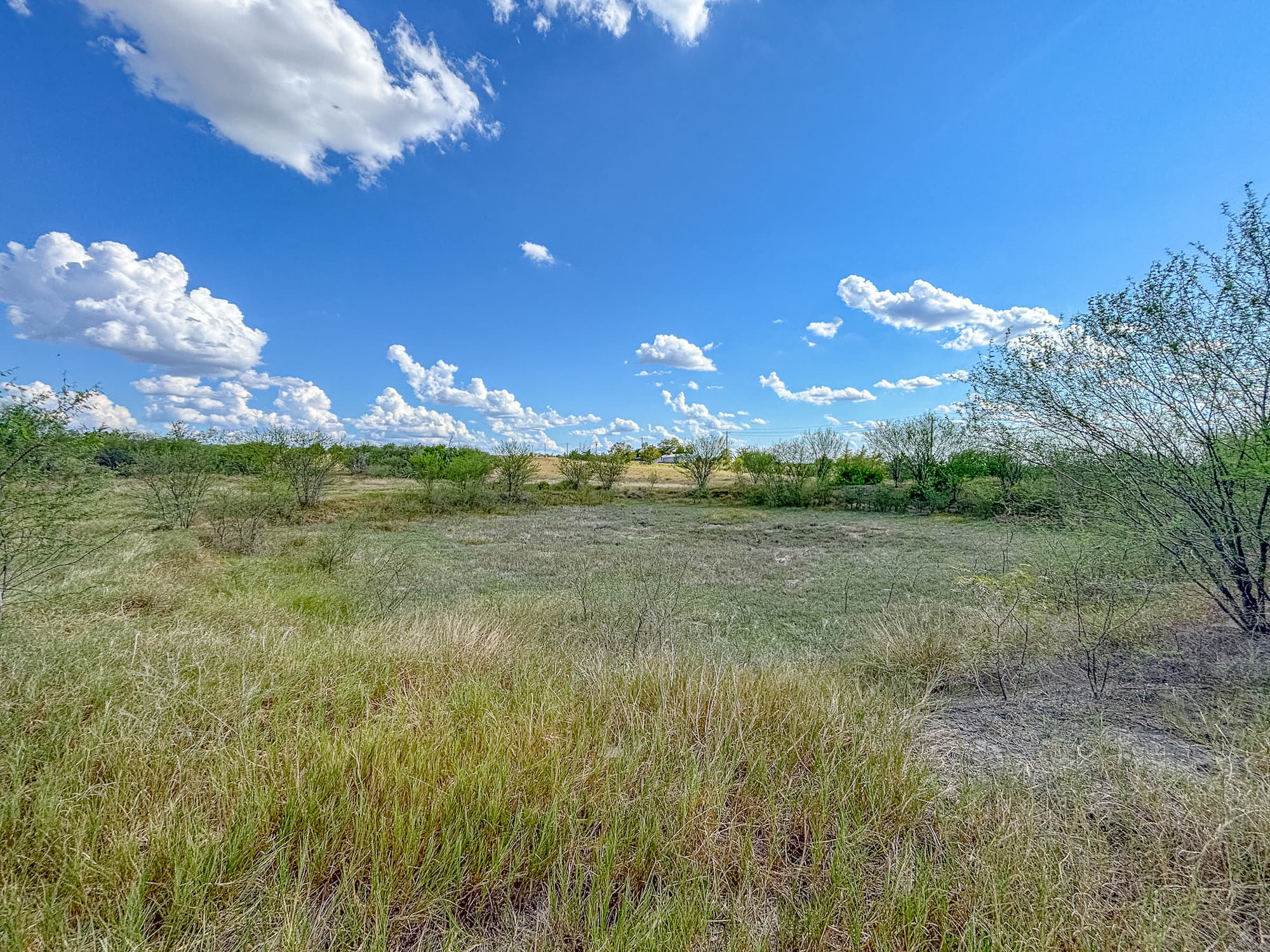 2181 C R 374, Shiner TX 77984 — public listing photo 23