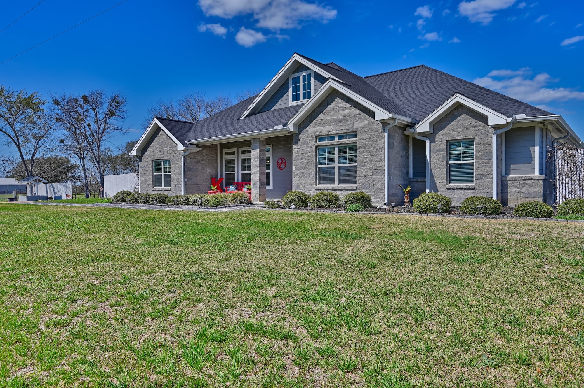 2244 W. US Highway 90a, Hallettsville, Texas — public listing photo 2