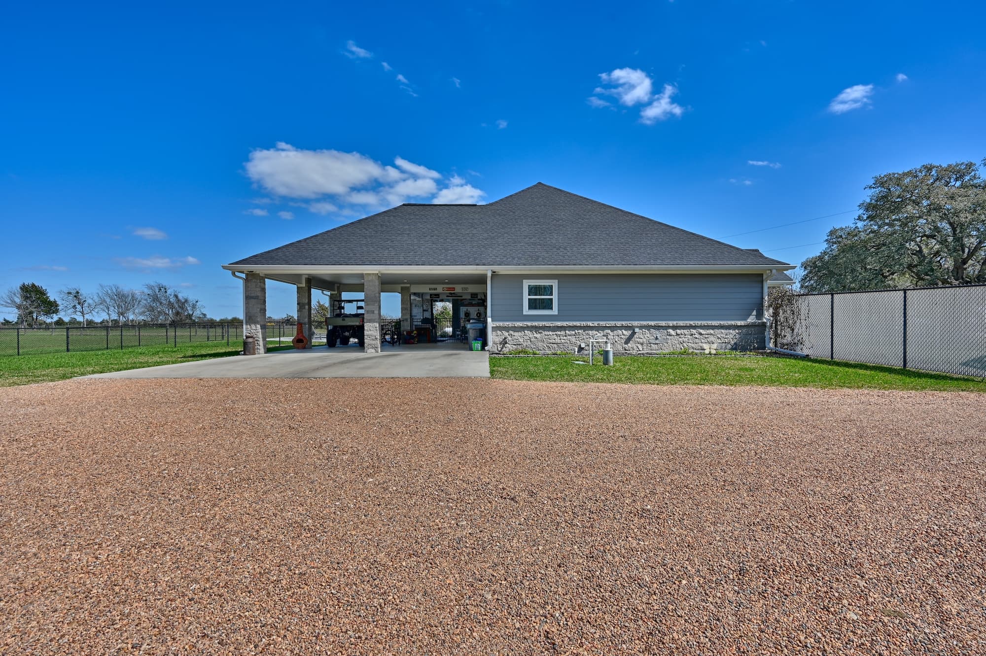 2244 W. US Highway 90a, Hallettsville, Texas — public listing photo 32