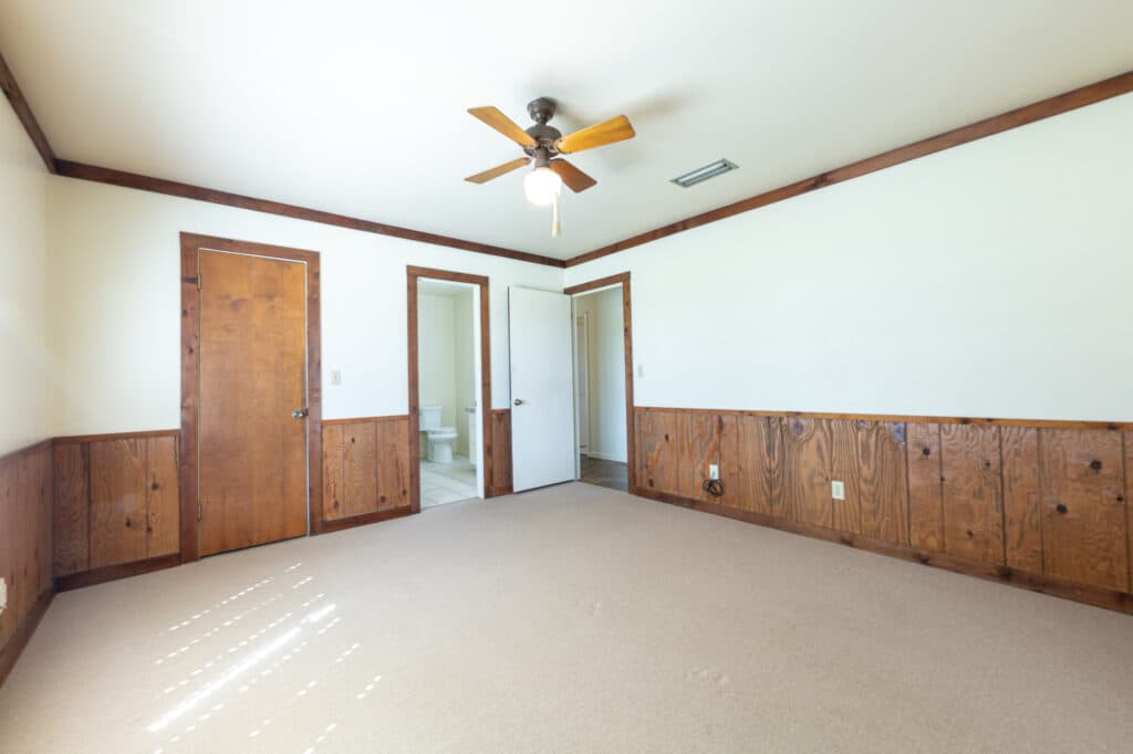2272 US Hwy 90a, Hallettsville, TX 77964 — public listing photo 16