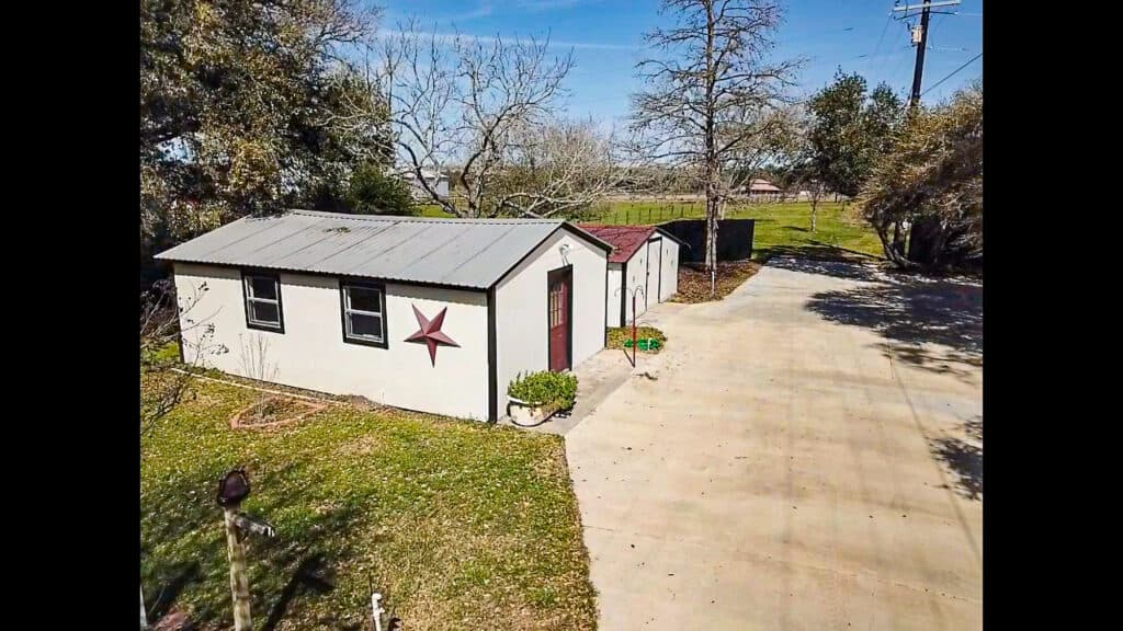 2272 US Hwy 90a, Hallettsville, TX 77964 — public listing photo 49