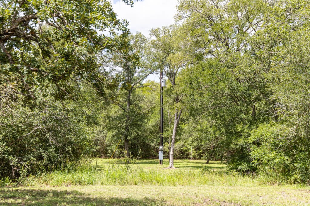2915 CR 354, Gonzales, TX — public listing photo 39