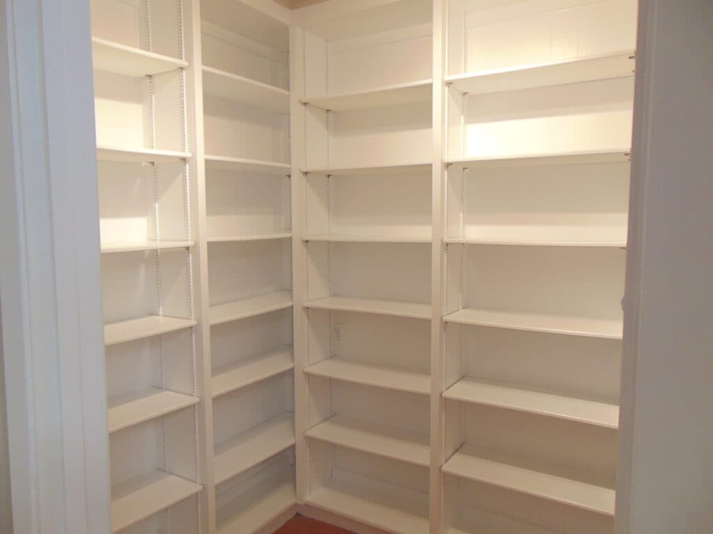 306 N Ave G, Shiner — public listing photo 7