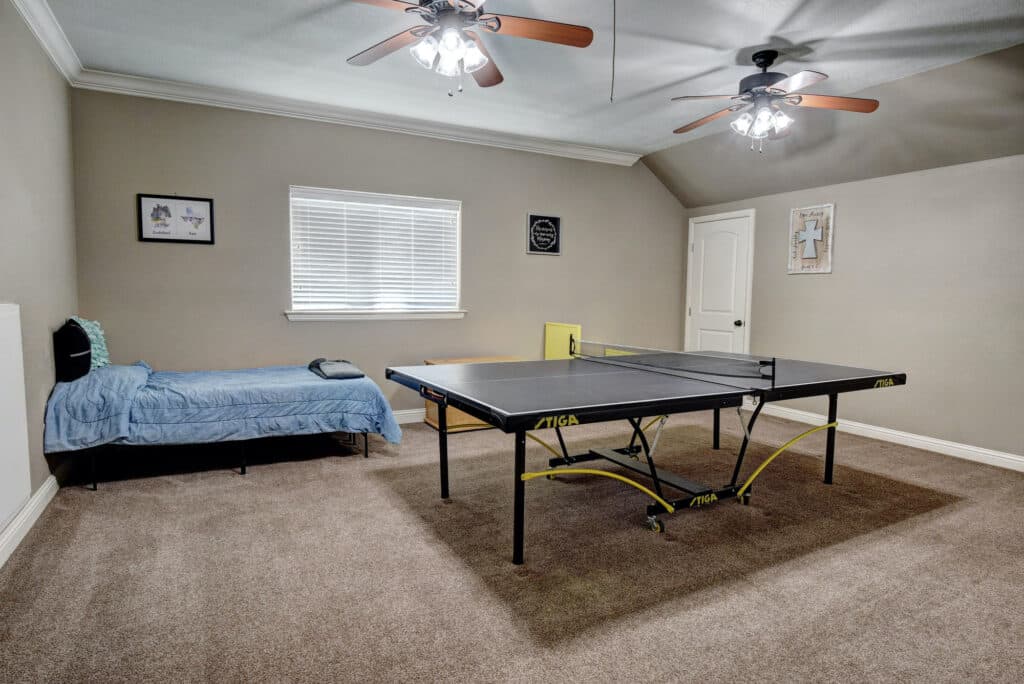 321 CR 351a, Shiner Tx — public listing photo 30
