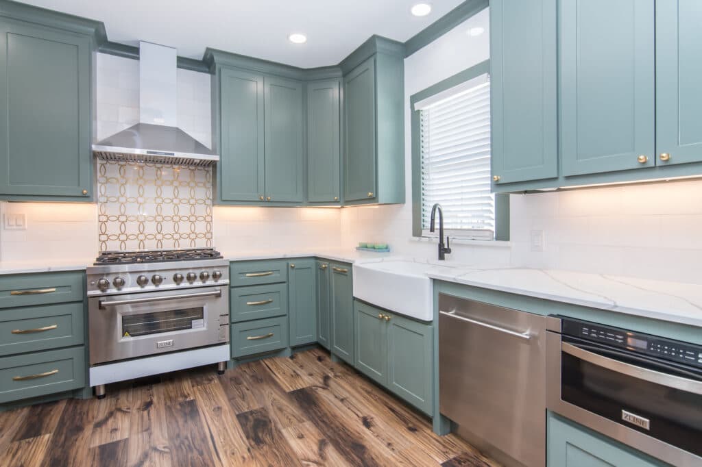 410 N Ave D, Shiner — public listing photo 15