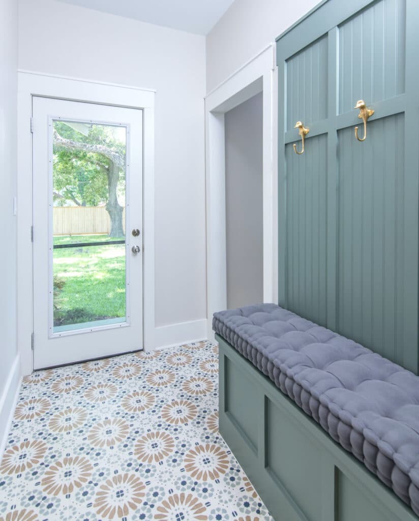 410 N Ave D, Shiner — public listing photo 36