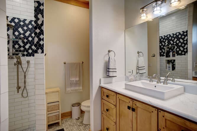 509 E. Wendel Street, Shiner, TX 77984 — public listing photo 12