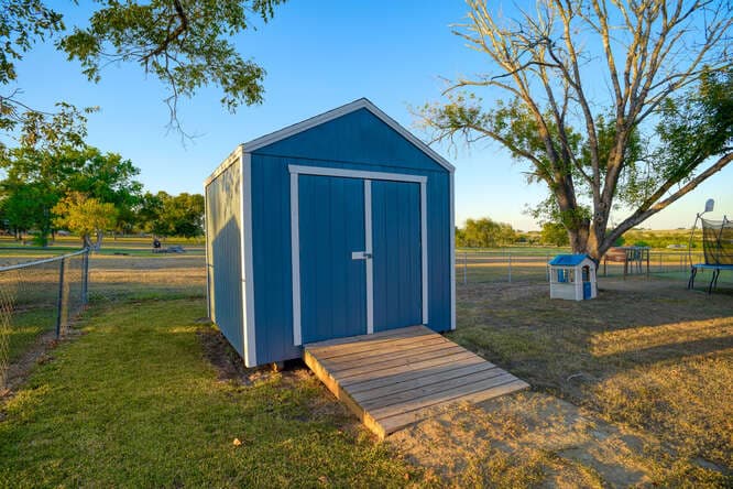 509 E. Wendel Street, Shiner, TX 77984 — public listing photo 28