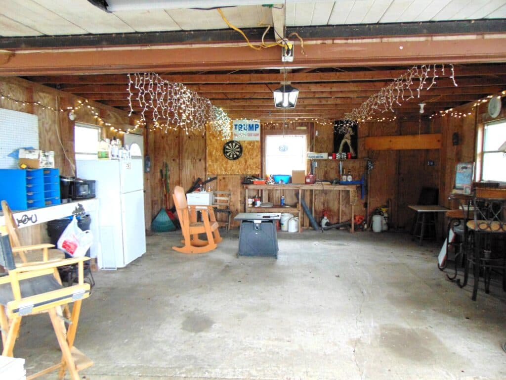 530 N US HWY 77A, Cuero — public listing photo 16