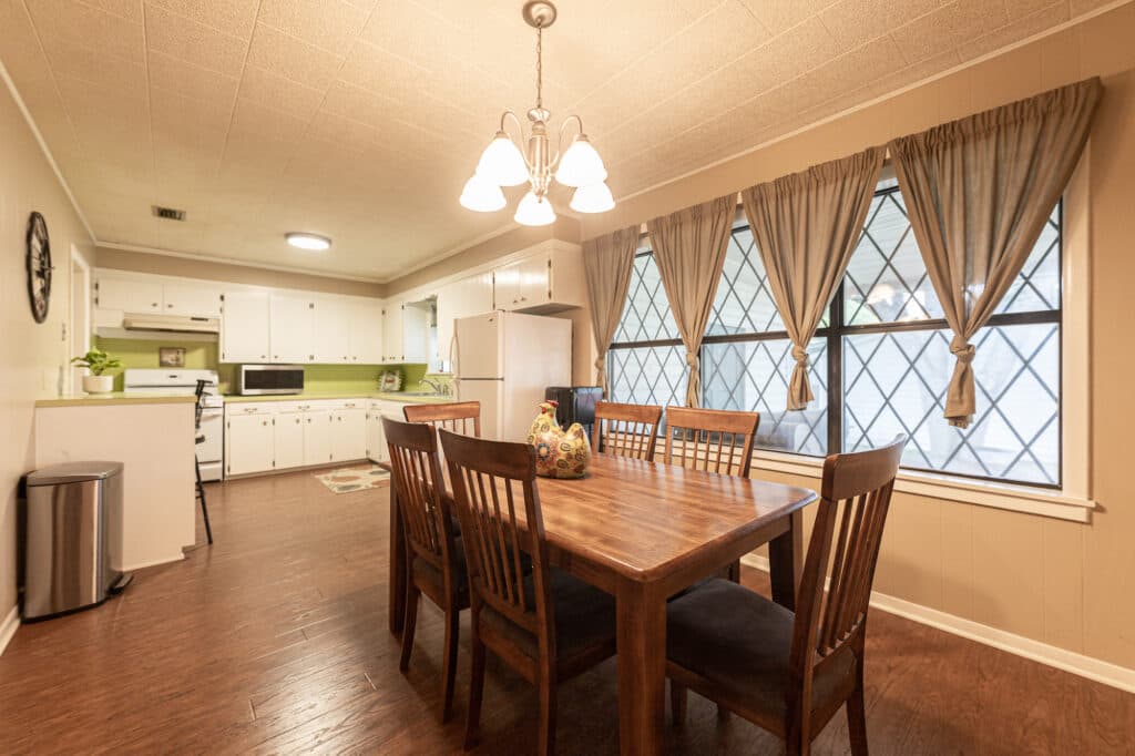 604 St. Ludmila St. Shiner — public listing photo 15