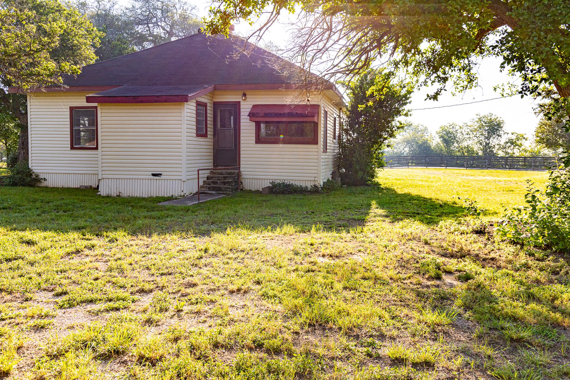 668 Fm 443, Yoakum, Texas, 77995-4865 DeWitt County — public listing photo 18