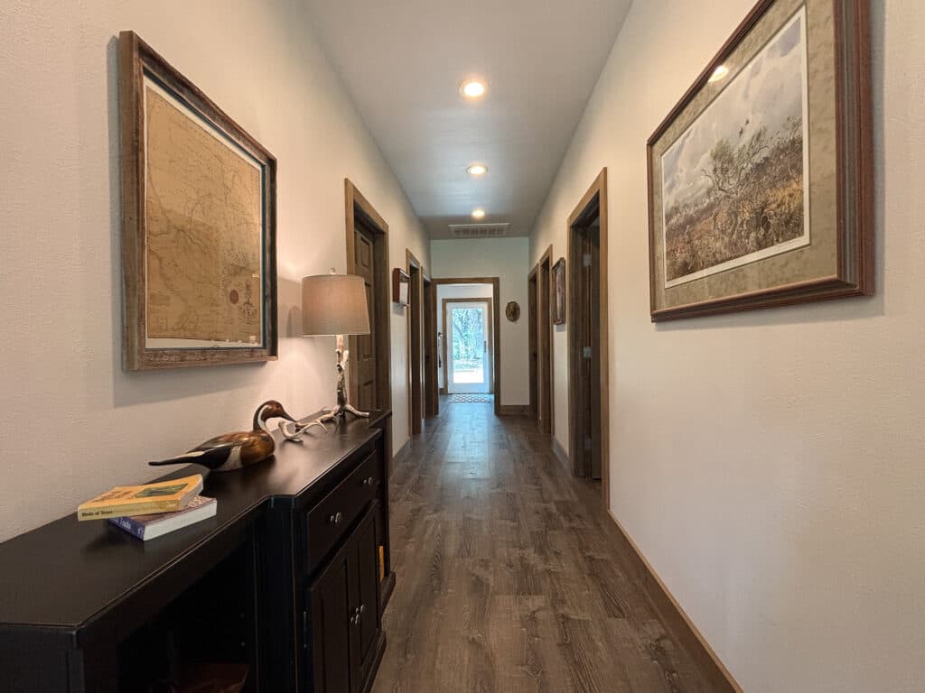 7121 CR 125, Hallettsville, TX — public listing photo 16