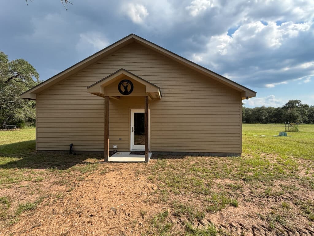 7121 CR 125, Hallettsville, TX — public listing photo 24