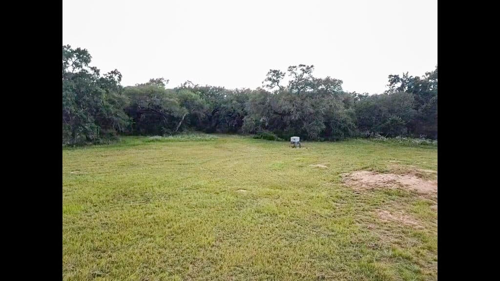 7121 CR 125, Hallettsville, TX — public listing photo 29