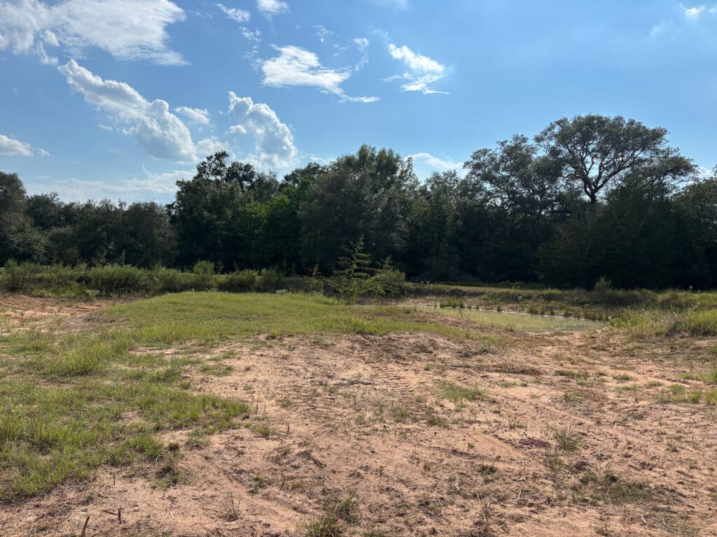 7121 CR 125, Hallettsville, TX — public listing photo 35