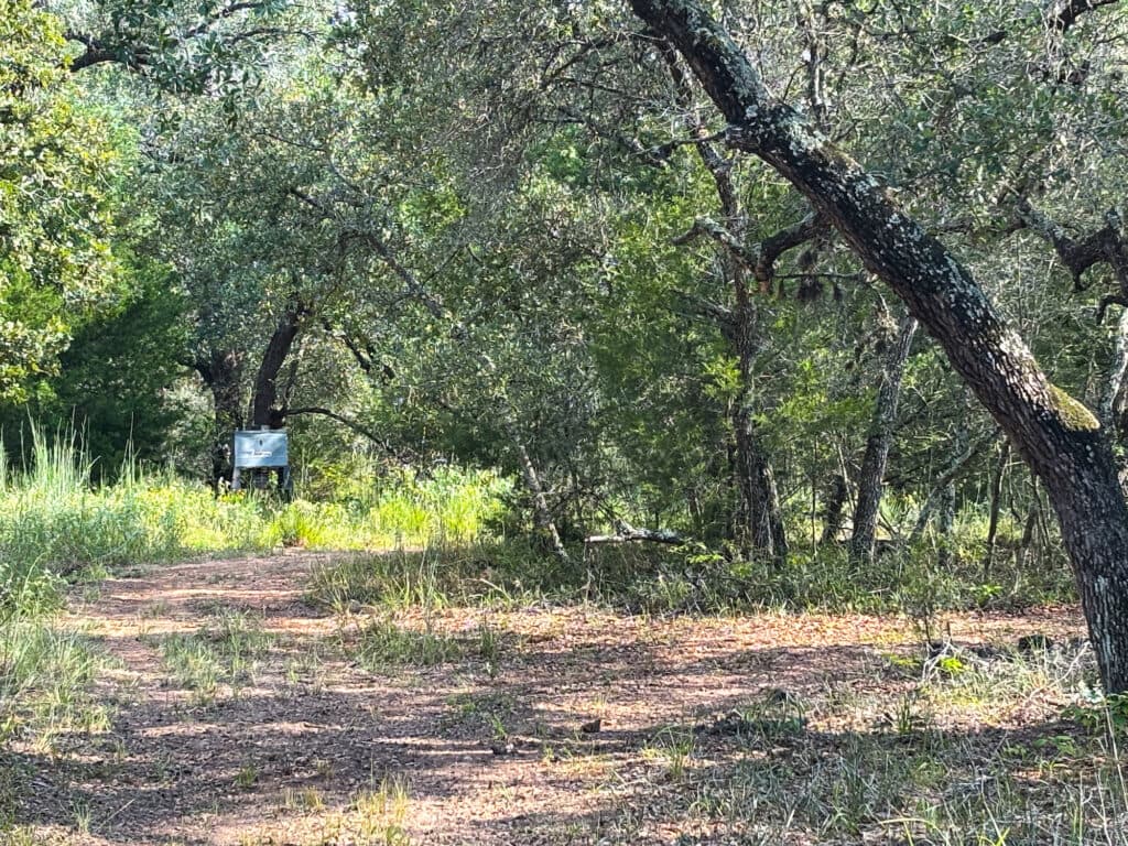 7121 CR 125, Hallettsville, TX — public listing photo 37