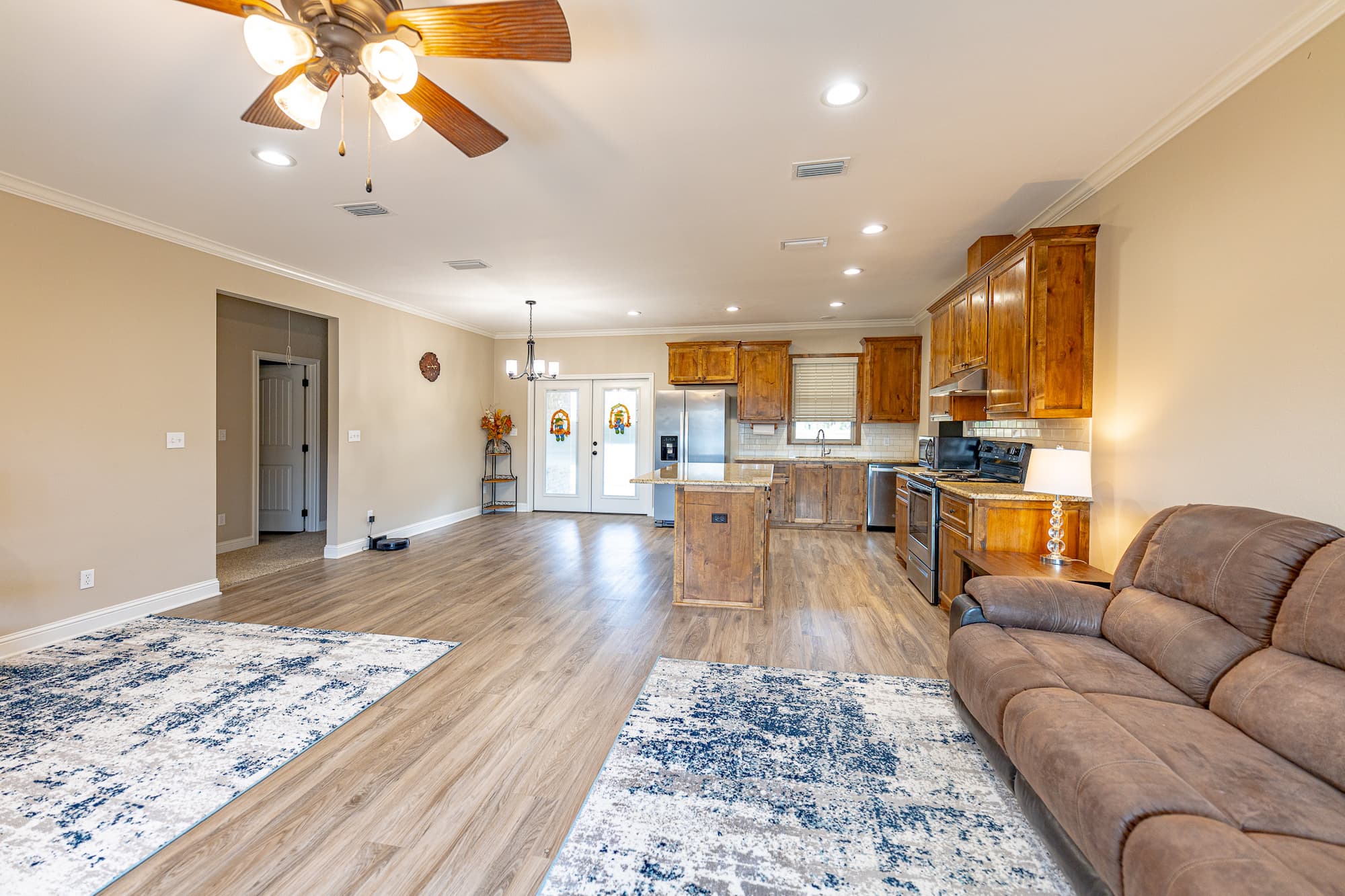 716 L Hrabovsky Rd., Yoakum — public listing photo 4