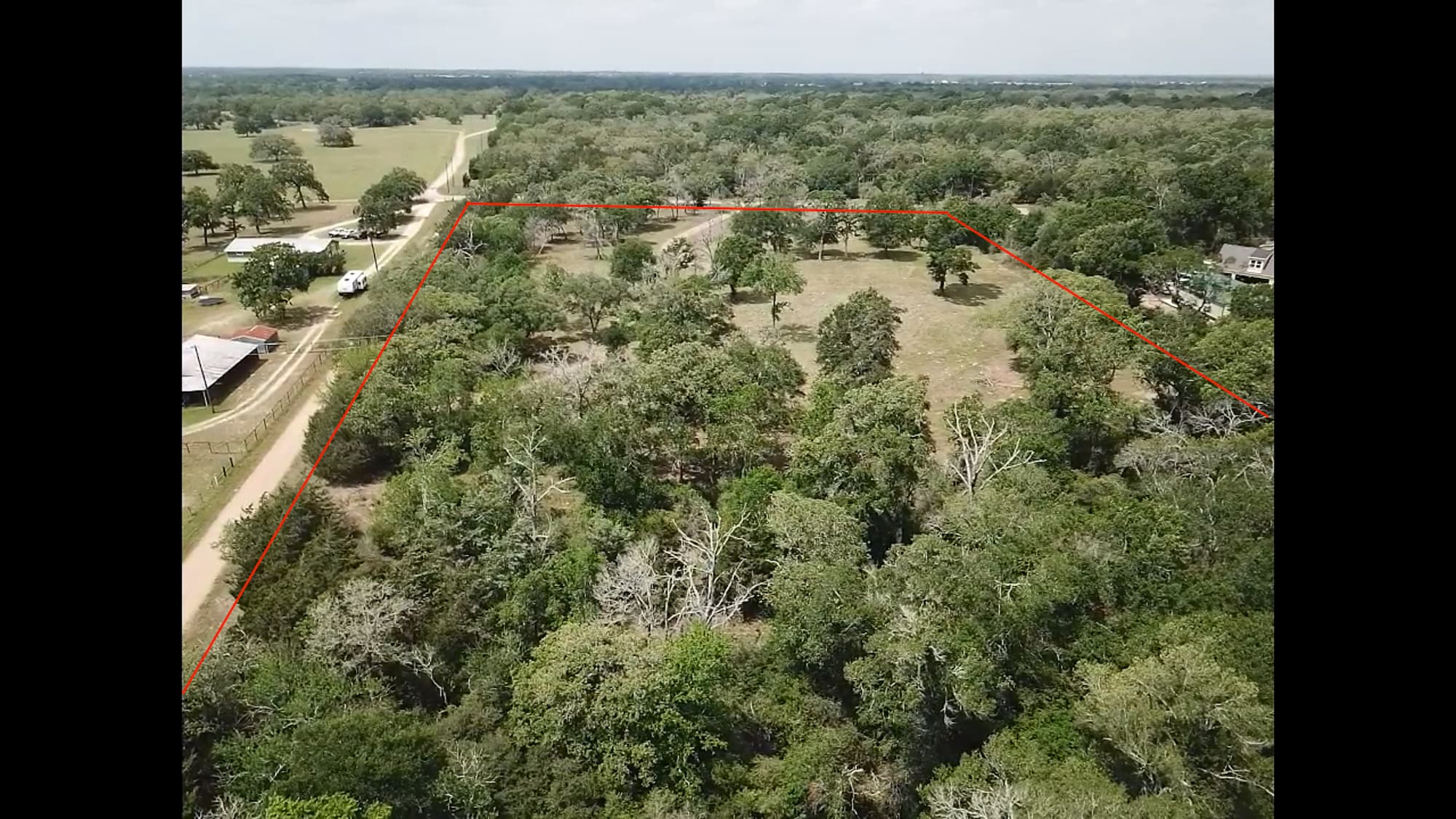8689 CR 132, Hallettsville, TX 77964 — public listing photo 6