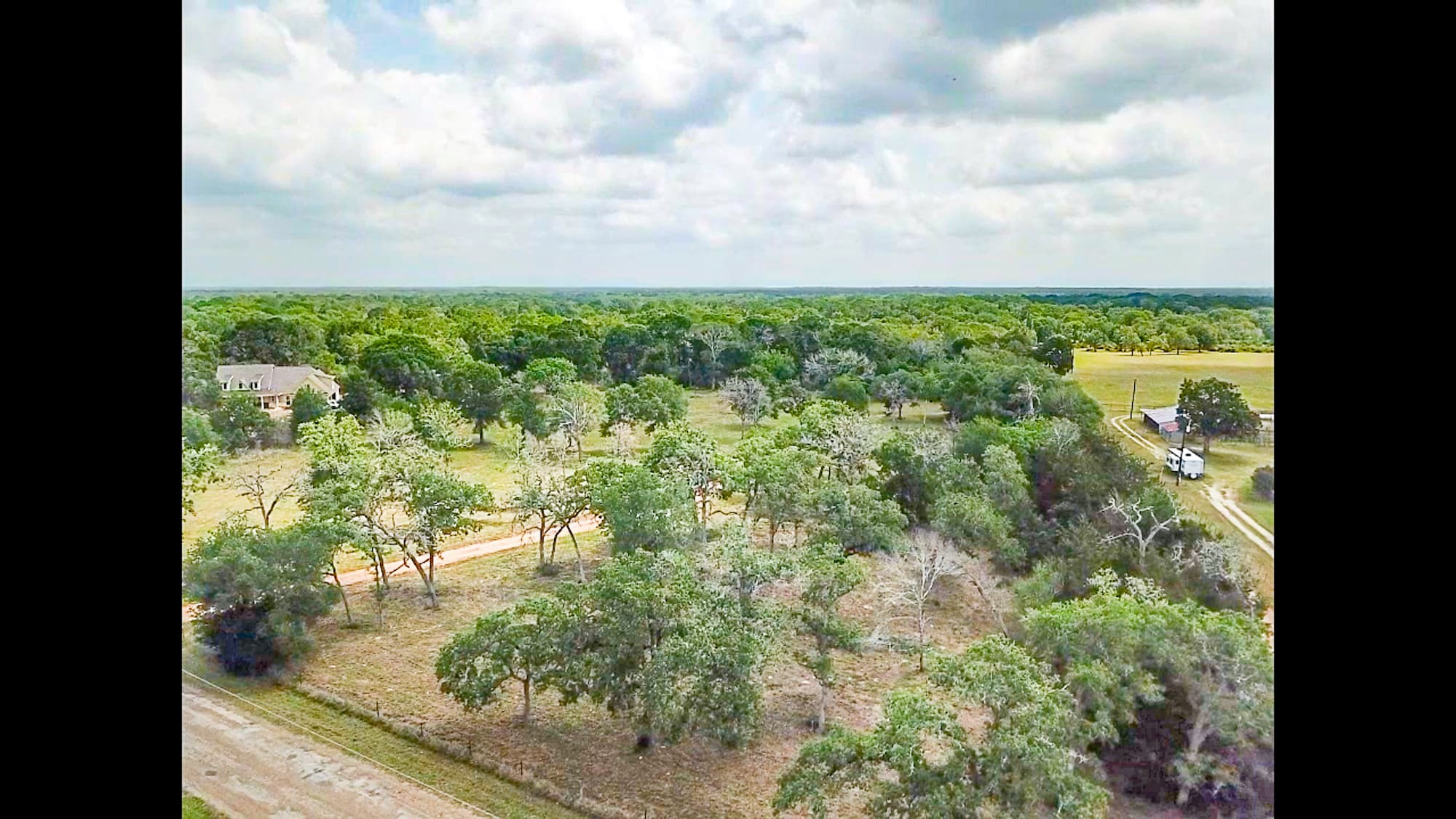 8689 CR 132, Hallettsville, TX 77964 — public listing photo 20