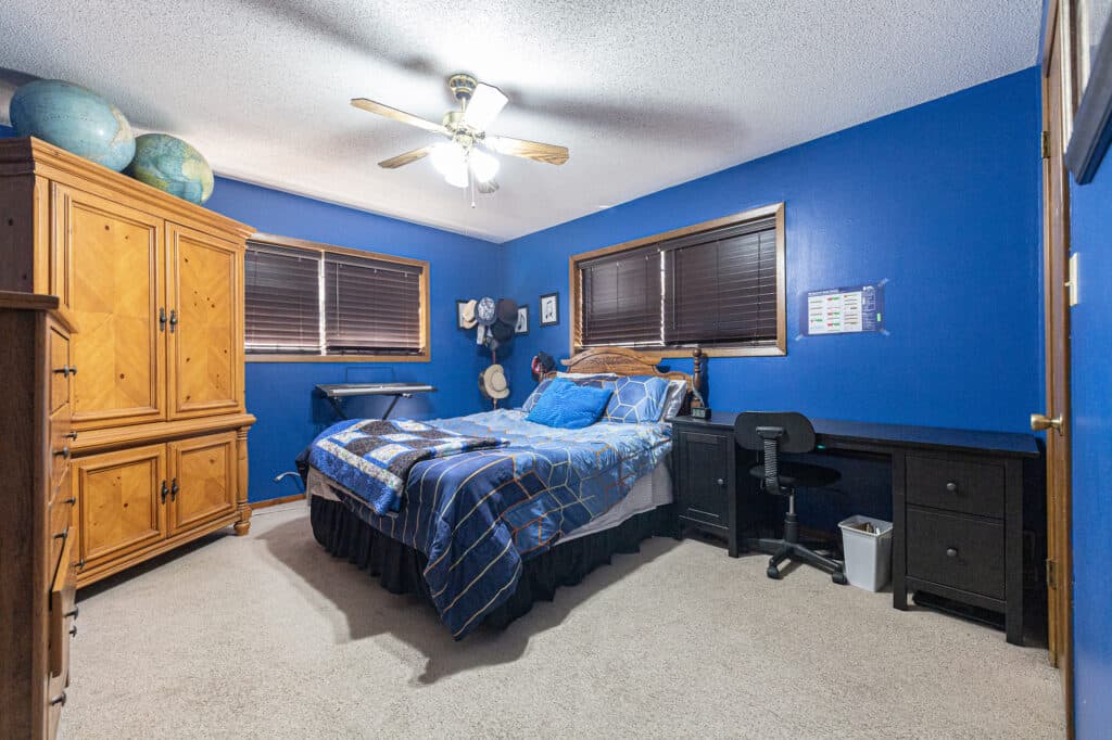 911 S. Peck St., Shiner — public listing photo 20