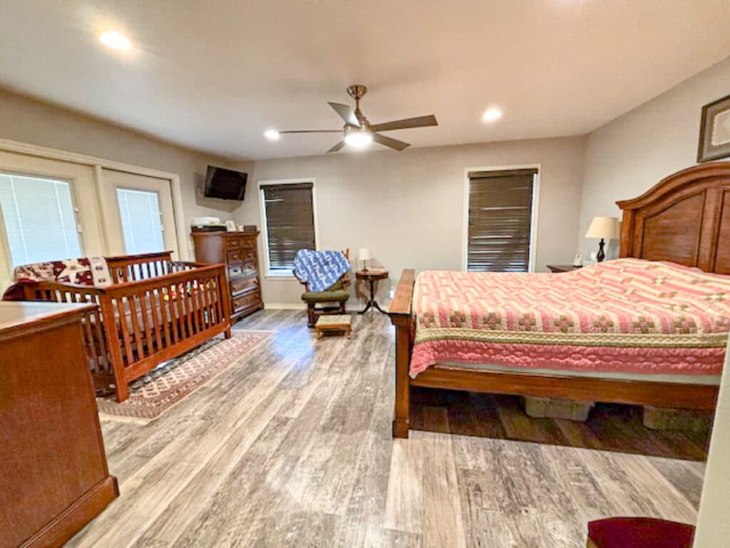 912 N Ave G, Shiner, TX 77984 — public listing photo 14